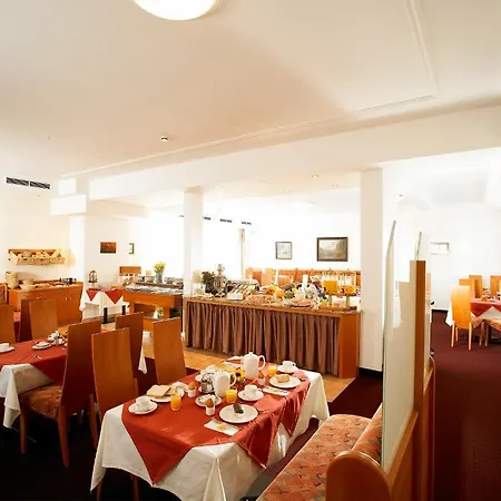 Vitalhotel Glocknerhof Готель